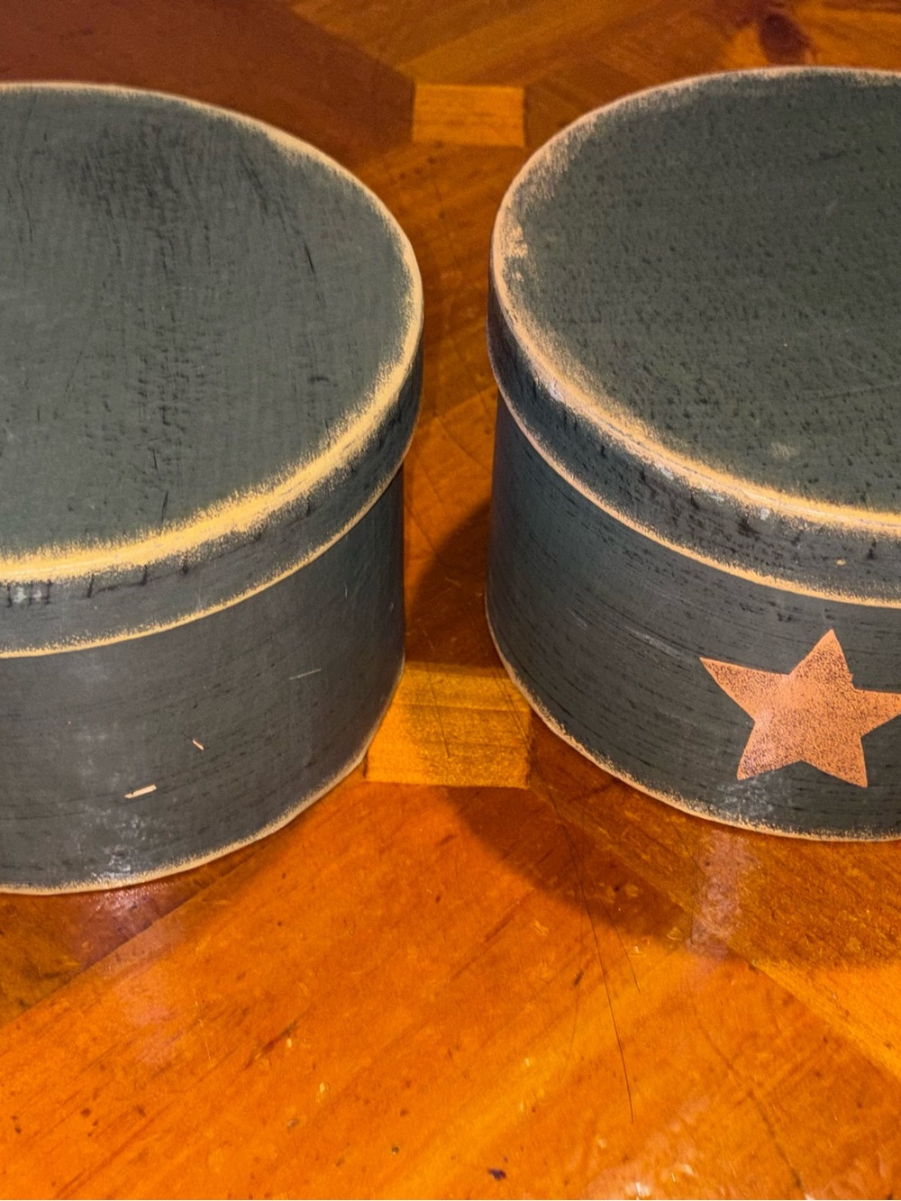 Rustic Green Star Pattern Nesting Storage Boxes - Picture 3 of 4